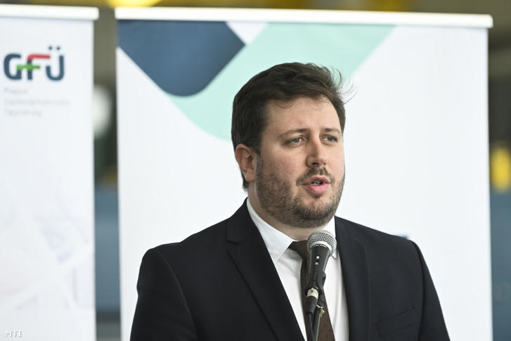 Még mindig van ingyenpénz, de jön a nullás hitel is Még mindig van ingyenpénz, de jön a nullás hitel is